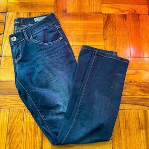 Guess skinny jeans size: 28